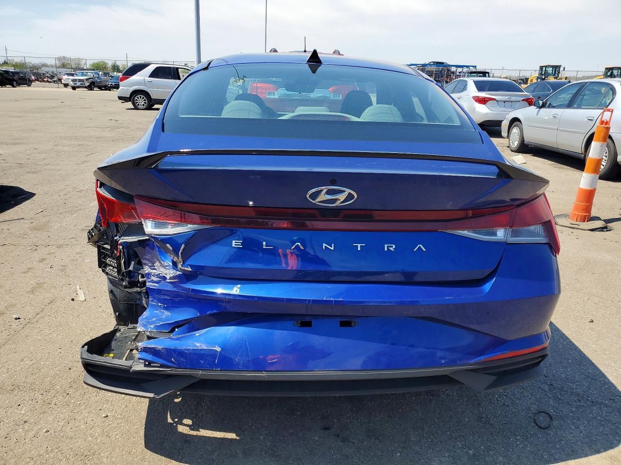 2021 Hyundai Elantra Sel - Image 6
