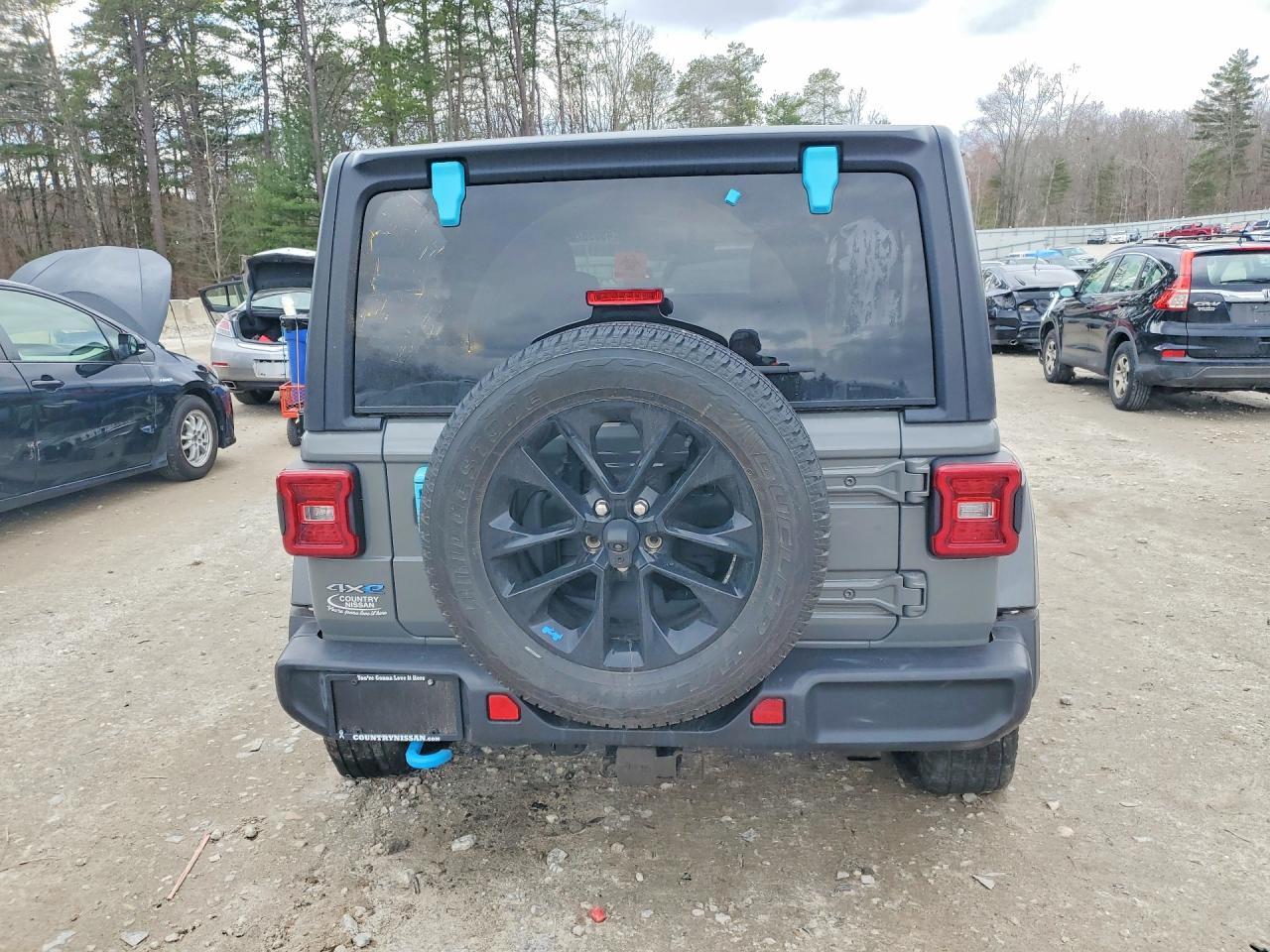 2023 Jeep Wrangler Sahara 4Xe - Фото 6