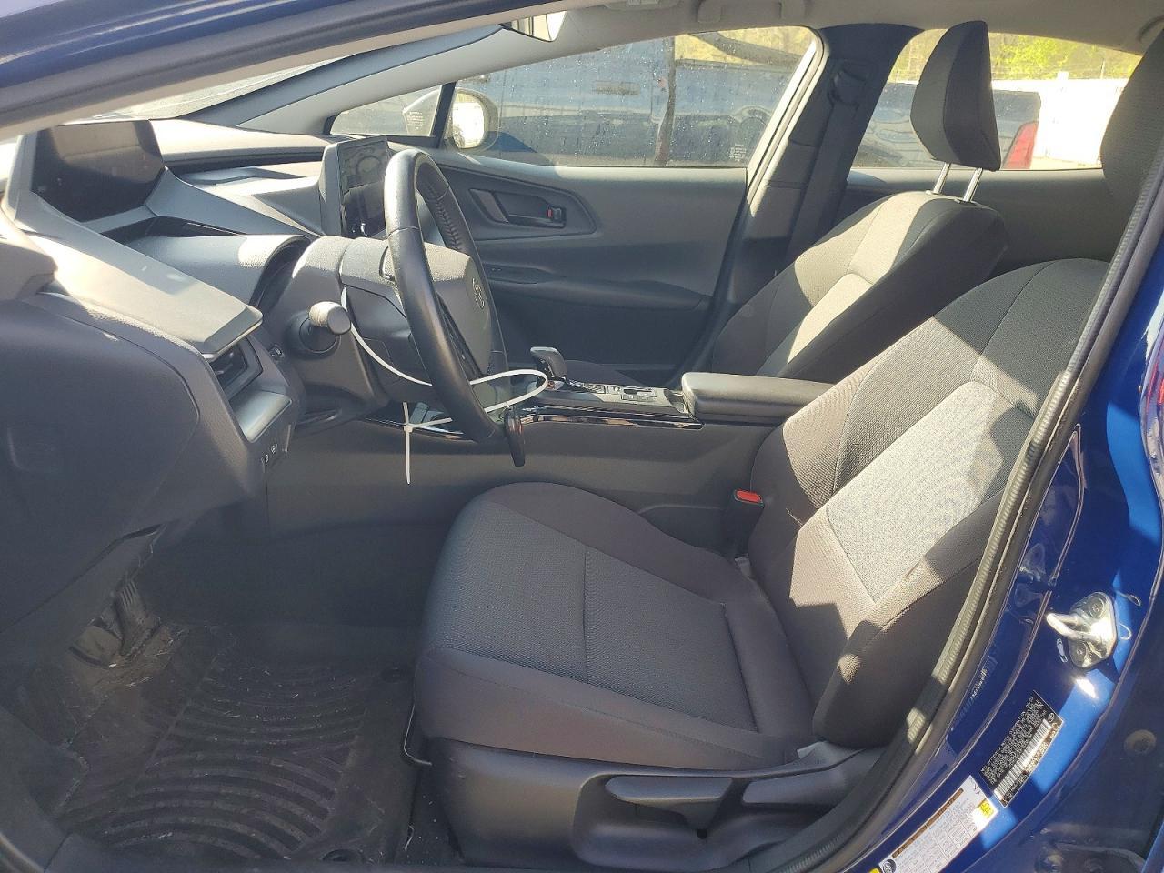 2023 Toyota Prius Le - Фото 7