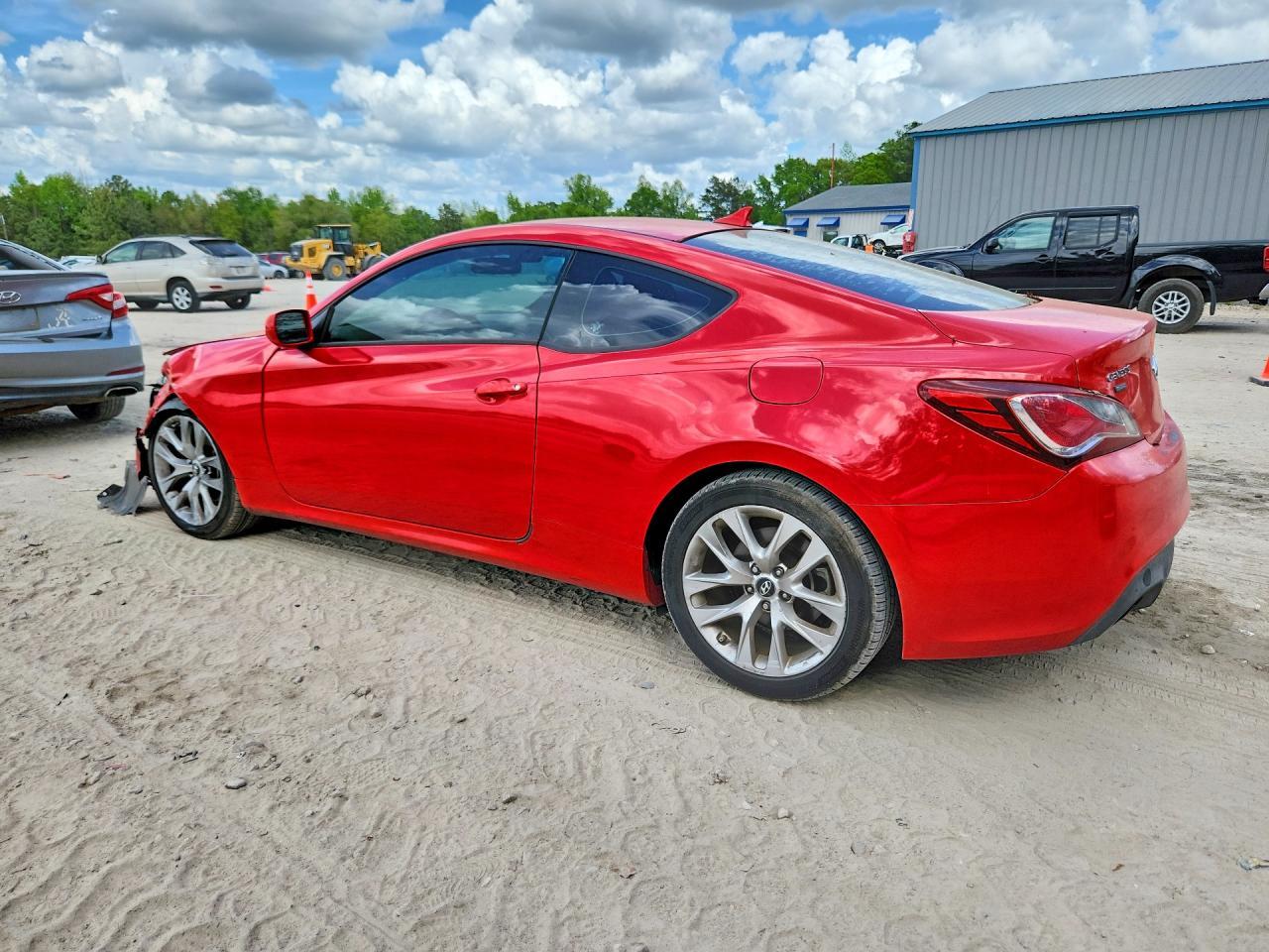 2013 Hyundai Genesis Coupe 2.0T - Фото 2