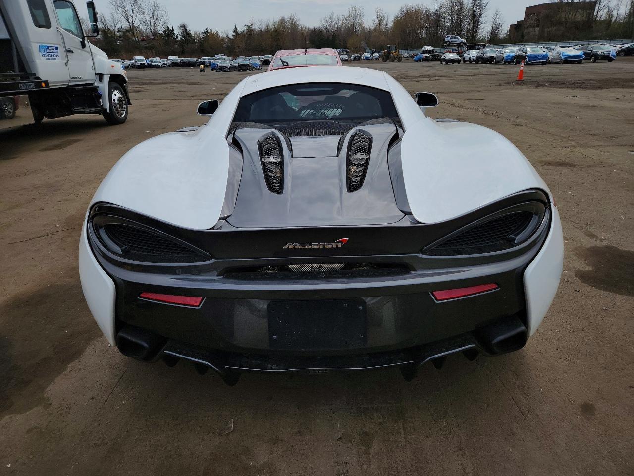 2017 Mclaren Automotive 570S - Фото 6