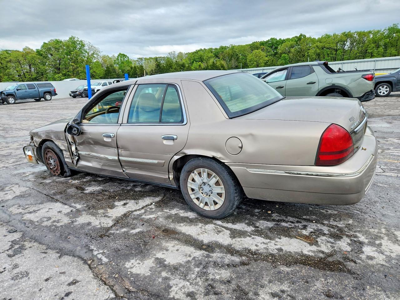 2006 Mercury Grand Marquis Gs - Фото 2