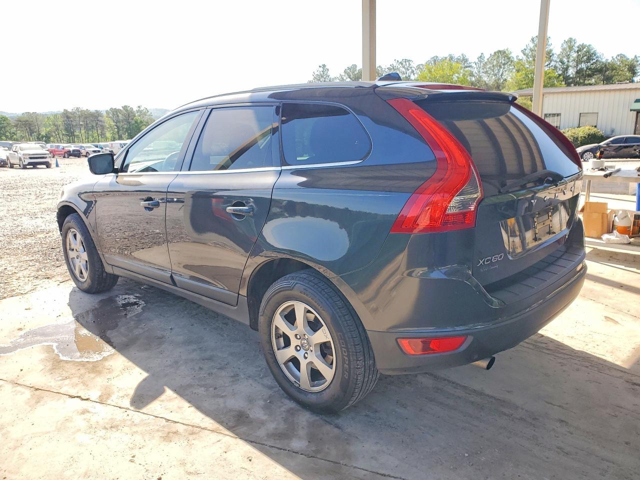 2012 Volvo Xc60 3.2 - Image 2