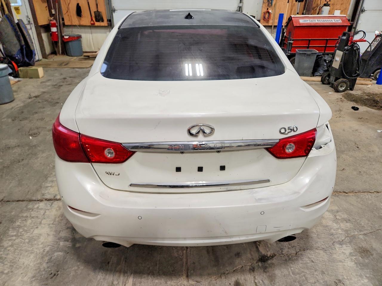 2016 Infiniti Q50 2.0T - Фото 6