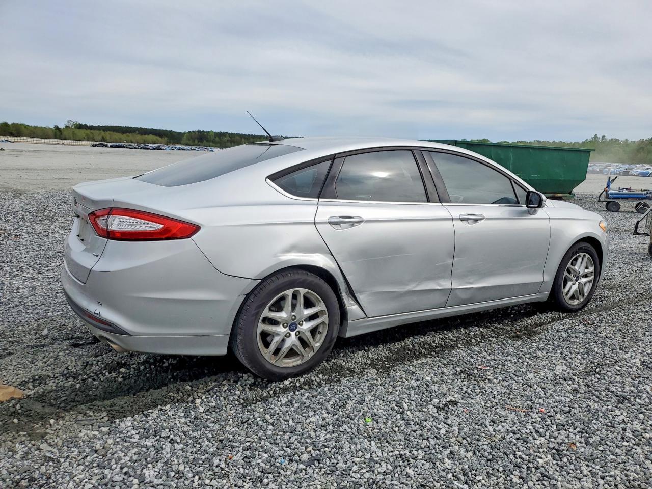 2015 Ford Fusion Se - Фото 3