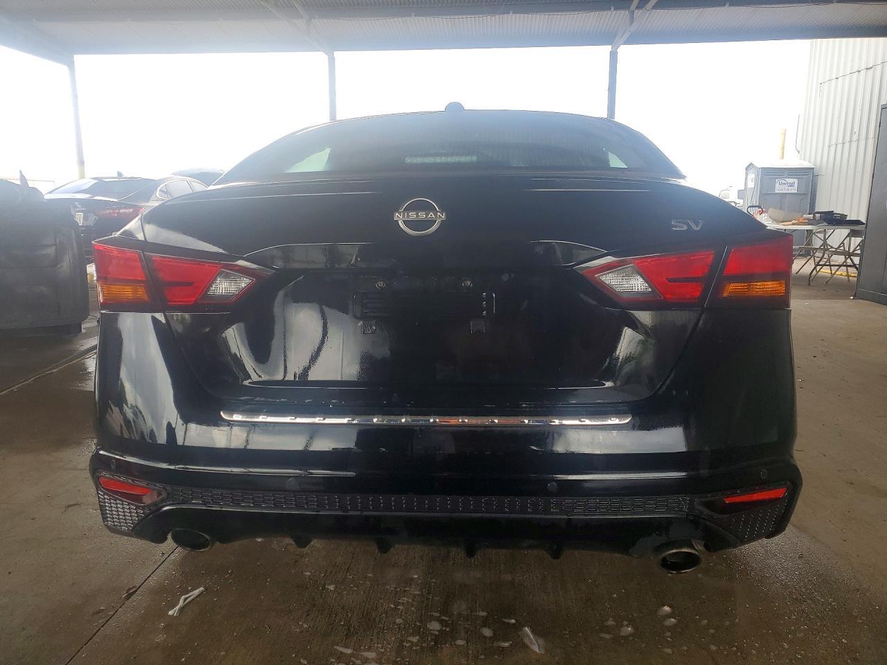 2023 Nissan Altima Sv - Image 6