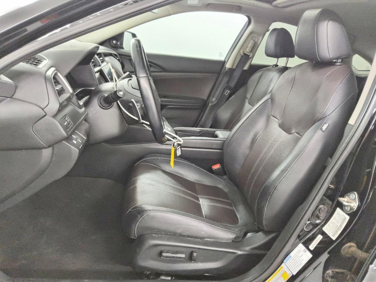 2019 Honda Insight Touring - Image 7