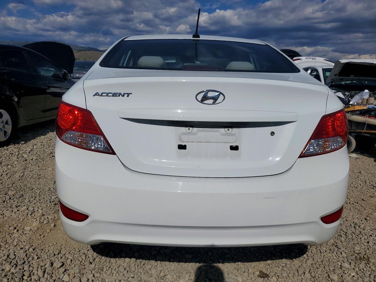 2014 Hyundai Accent Gls - Фото 6