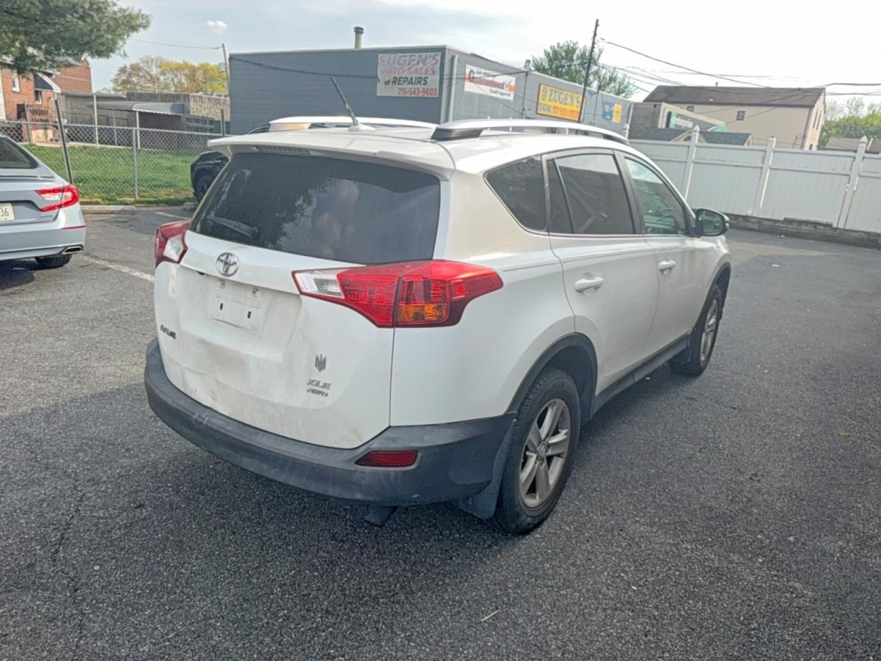 2014 Toyota Rav4 Xle - Image 4