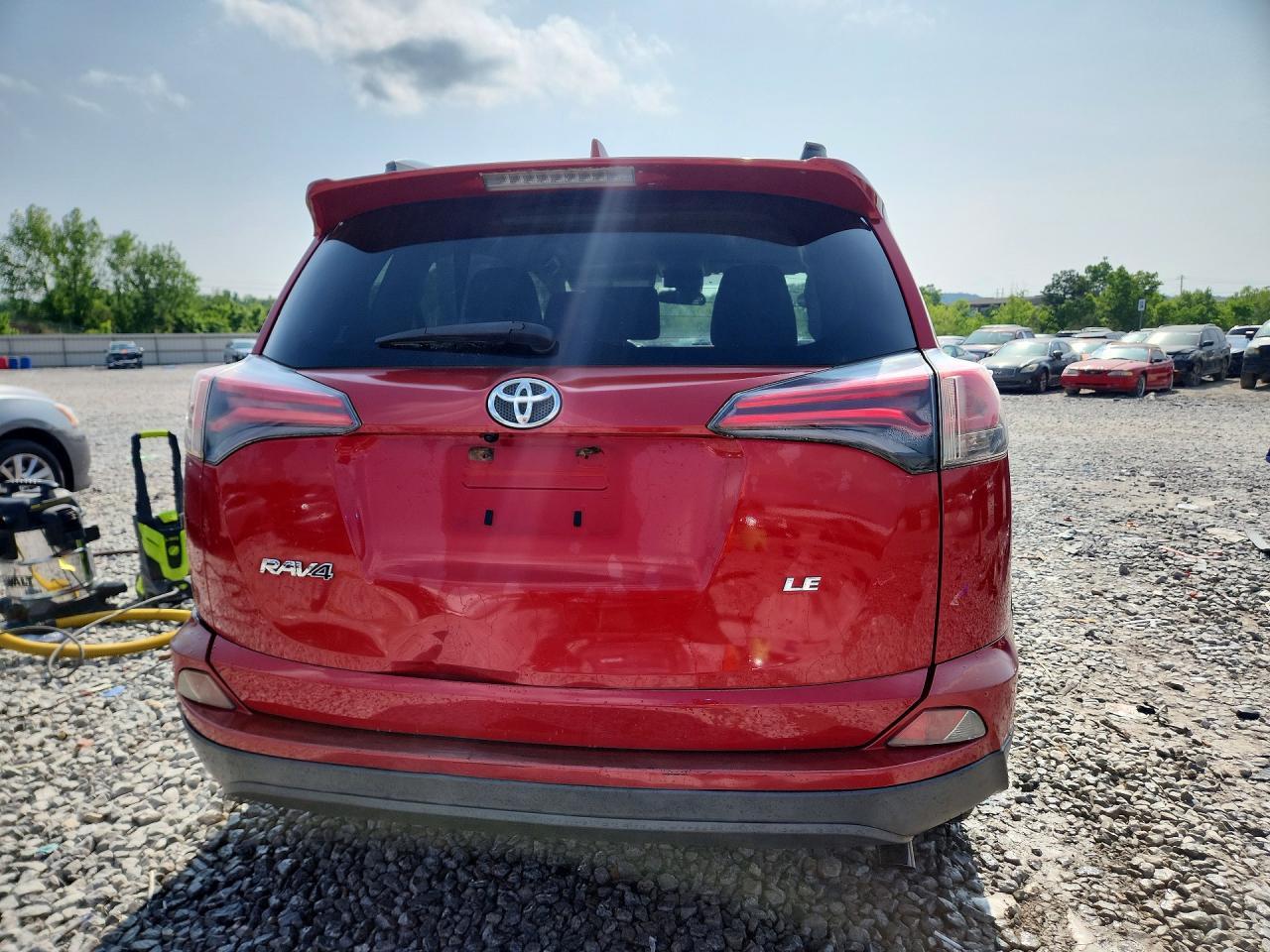 2017 Toyota Rav4 Le - Image 6