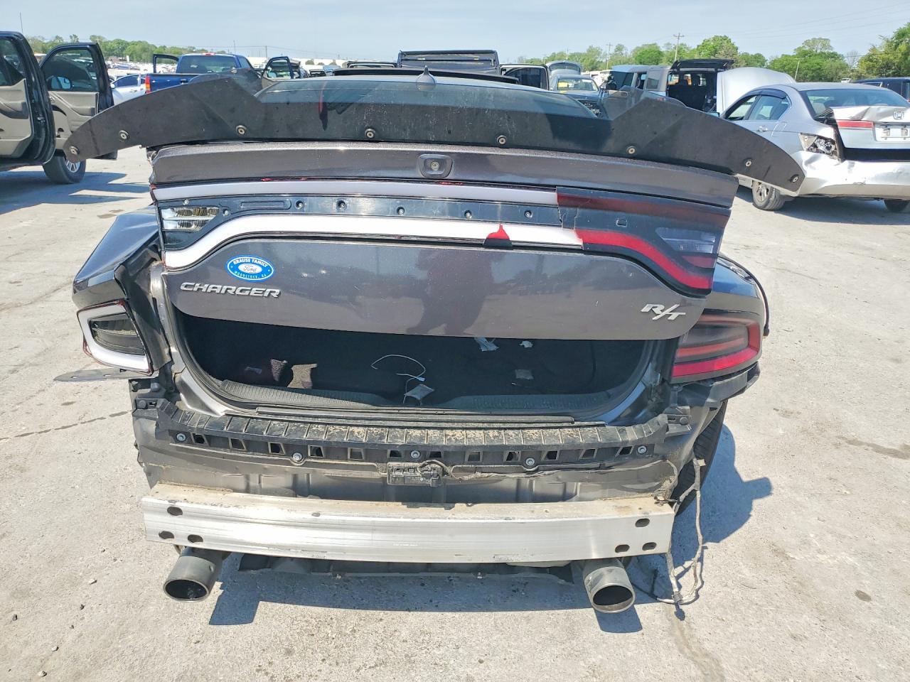 2019 Dodge Charger R - Фото 6