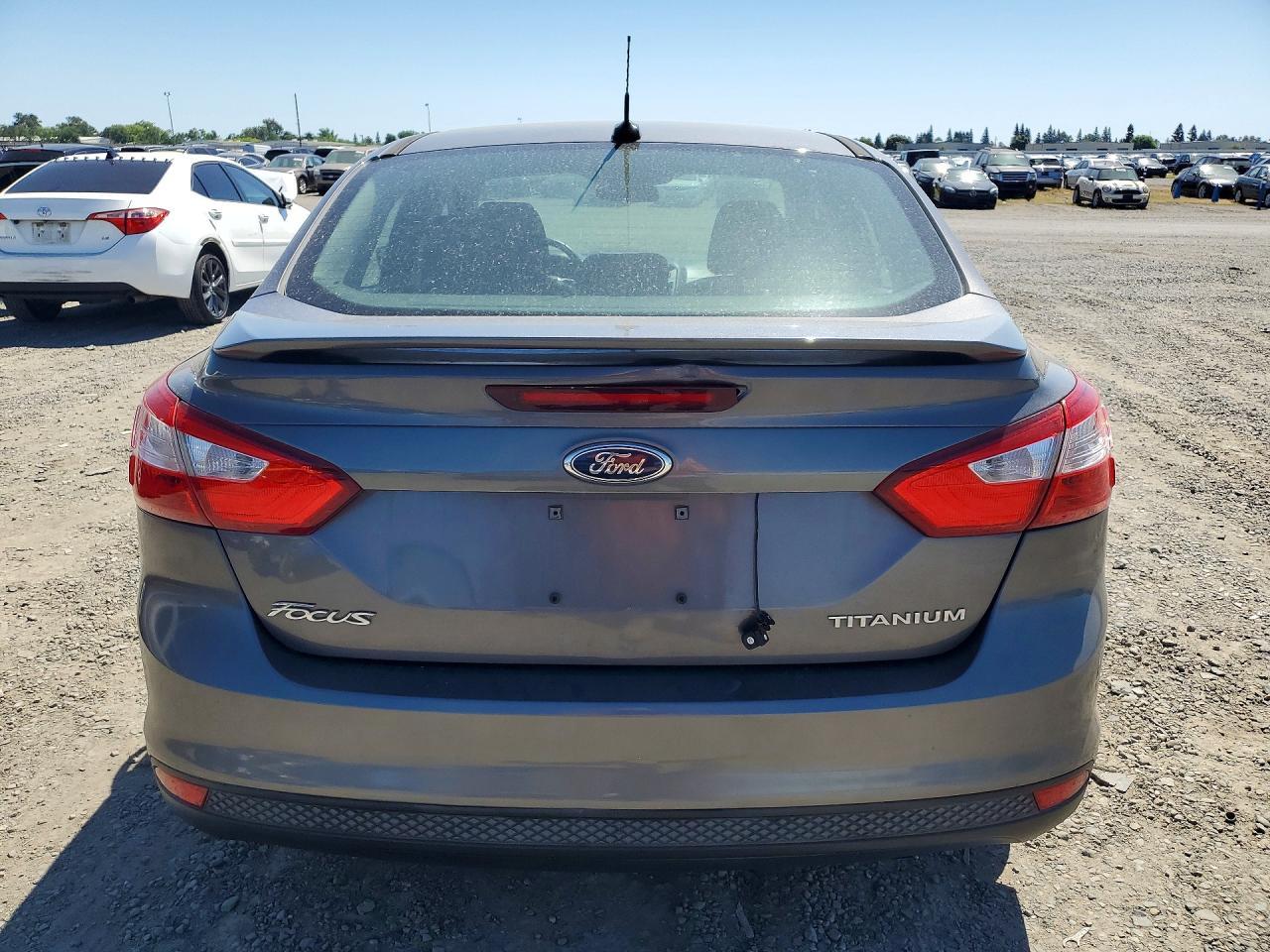 2012 Ford Focus Titanium - Image 6