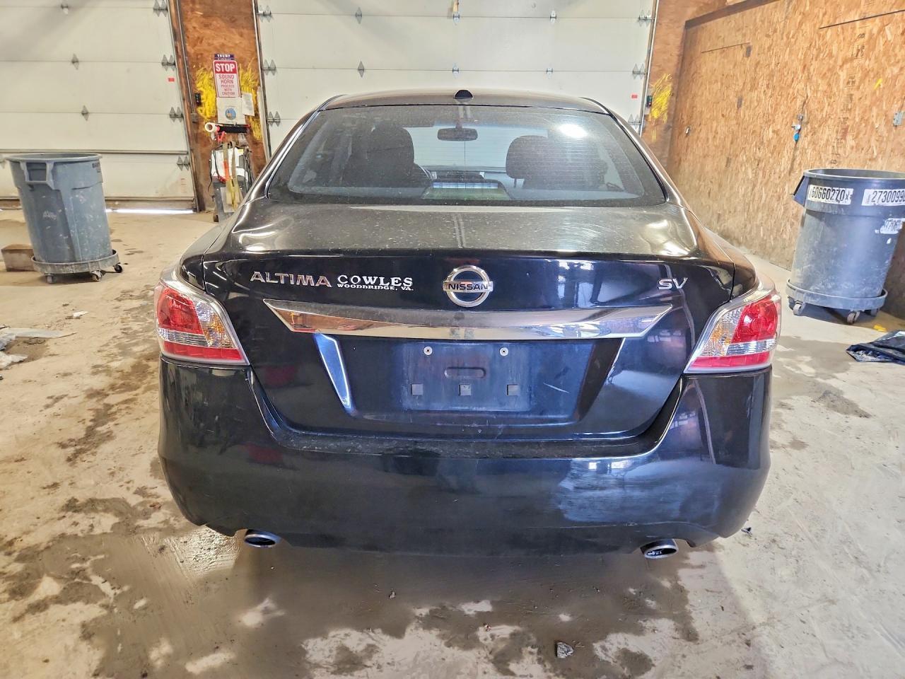 2015 Nissan Altima - Фото 6