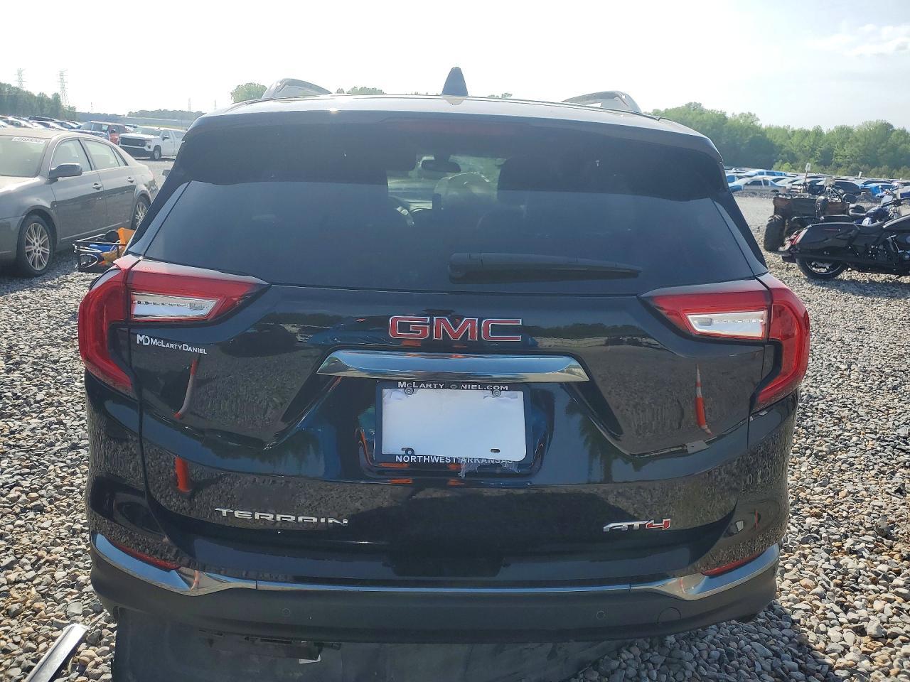 2024 GMC Terrain At4 - Фото 6