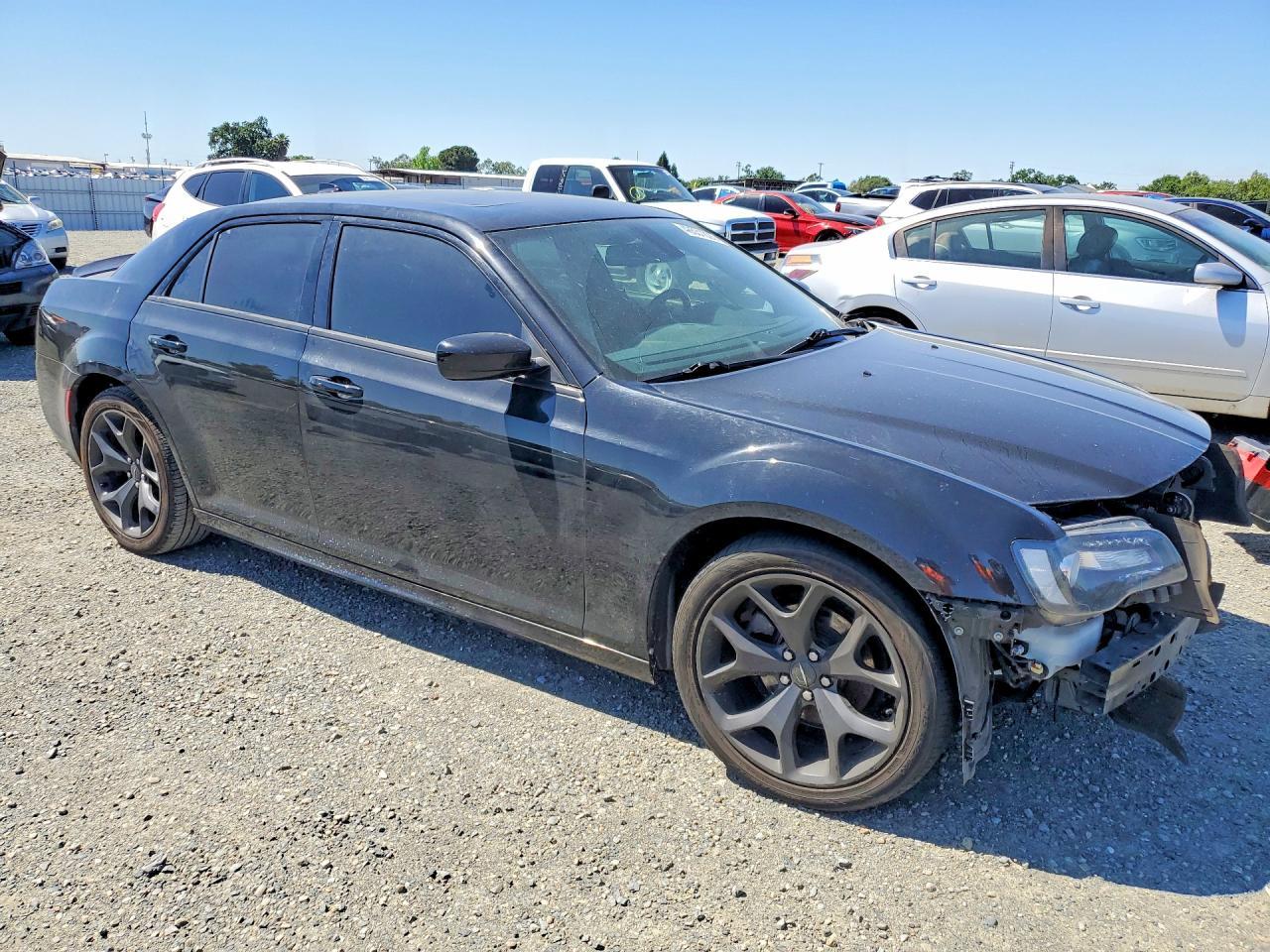 2020 Chrysler 300 S - Image 4