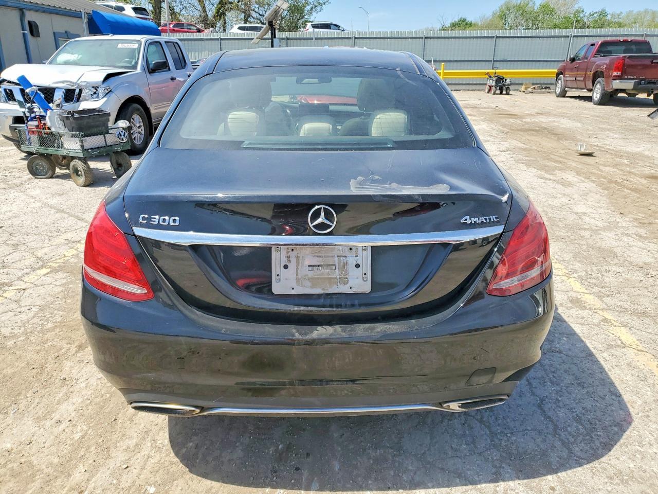 2015 Mercedes-Benz C 300 4Matic - Фото 6