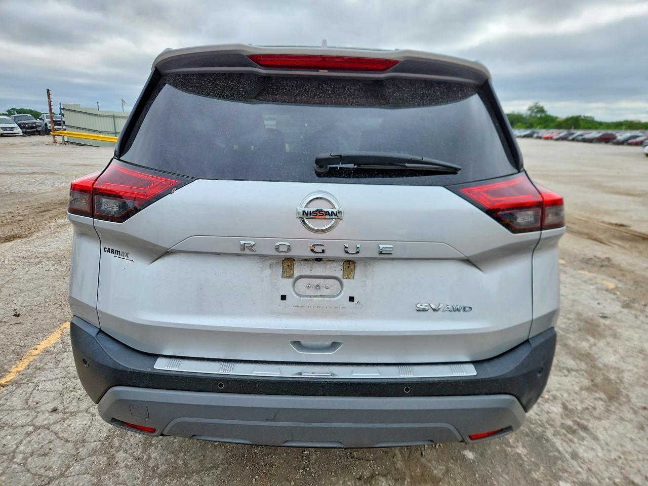 2021 Nissan Rogue Sv - Image 6
