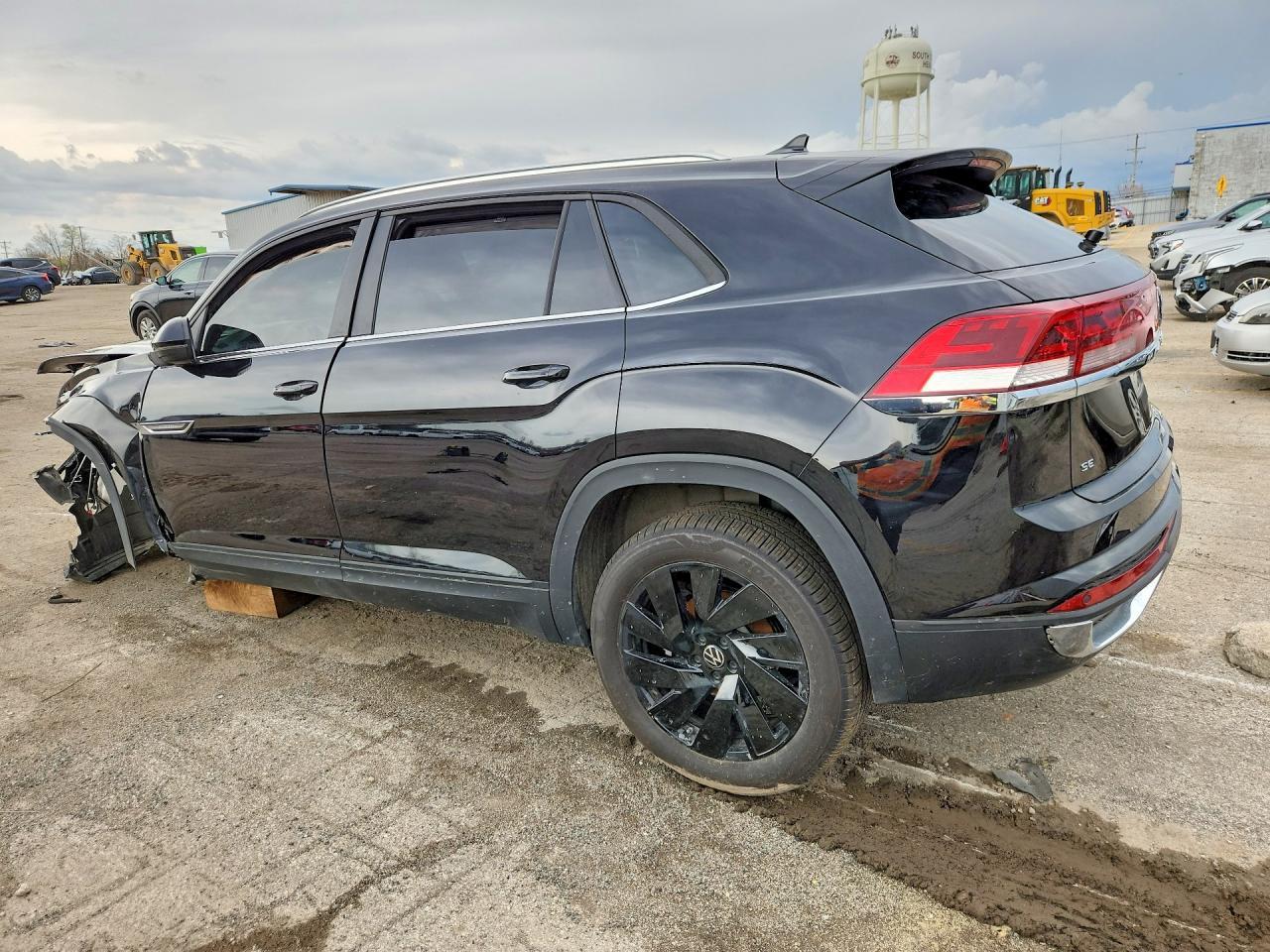 2026 Volkswagen Atlas Cross Sport Se - Image 2