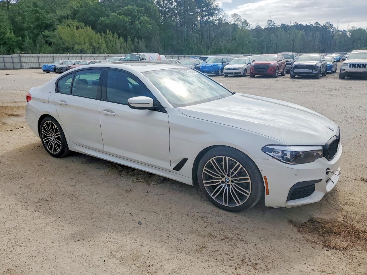 2019 BMW 540 Xi - Image 4