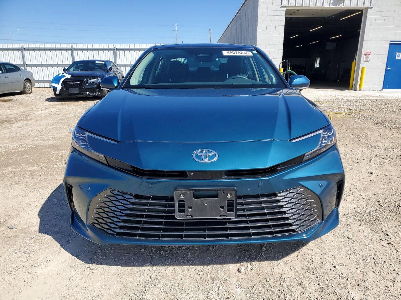 2025 Toyota Camry Xle - Фото 5
