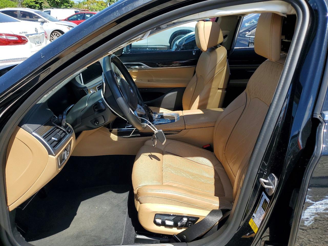 2022 BMW 740 I - Фото 7