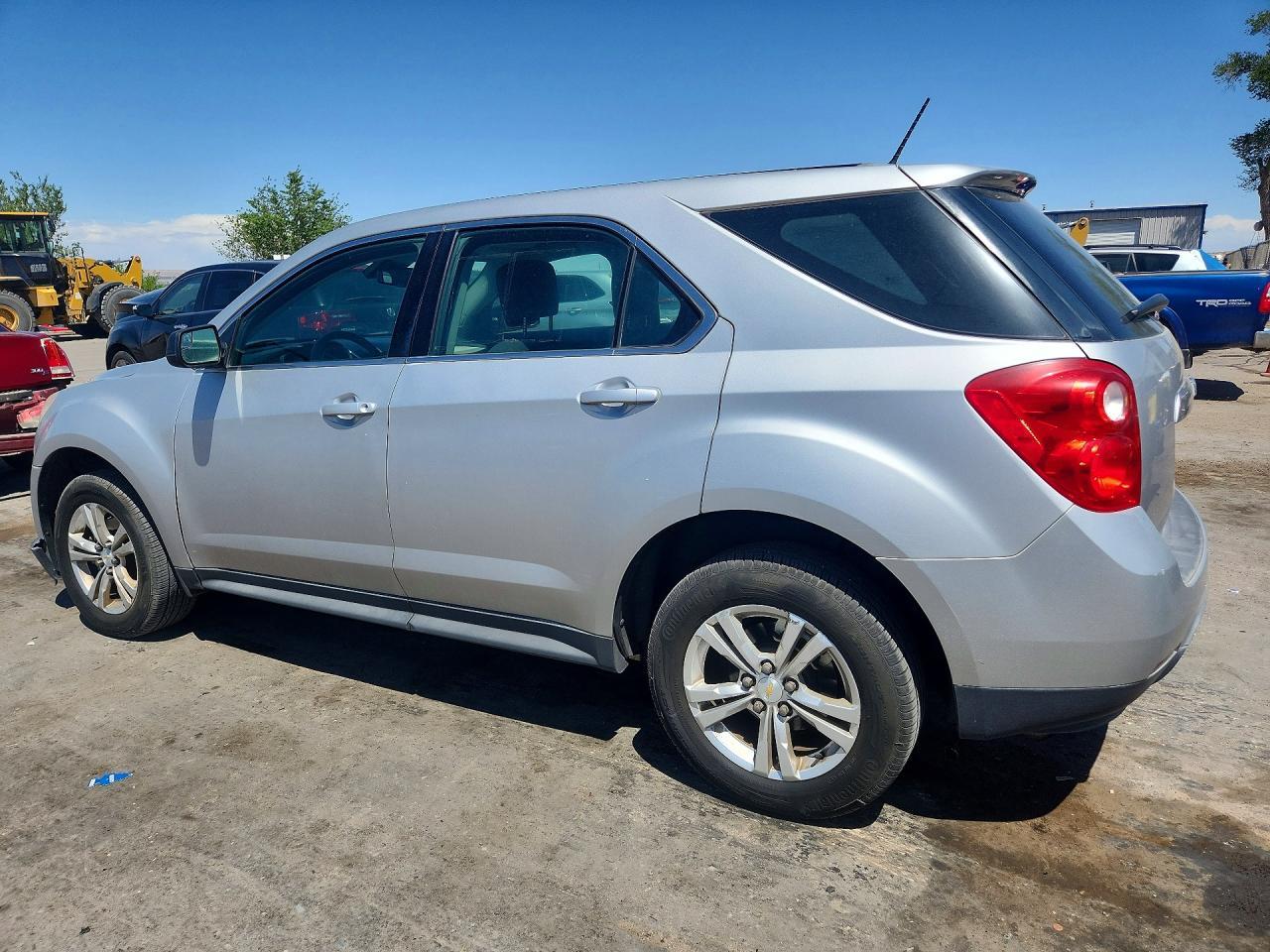2013 Chevrolet Equinox Ls - Фото 2