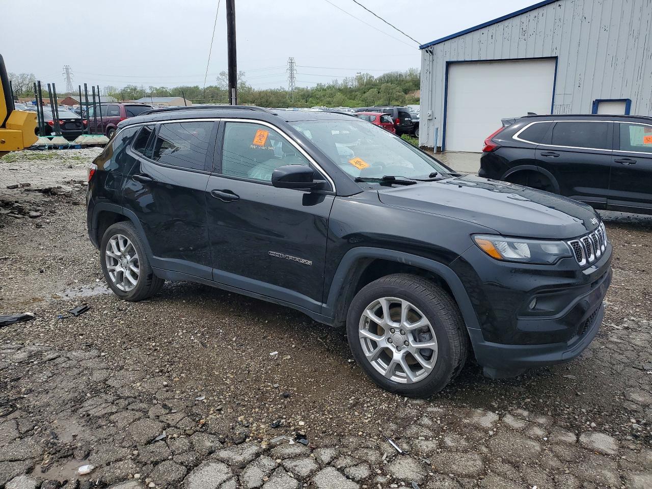 2023 Jeep Compass Latitude Lux - Фото 4
