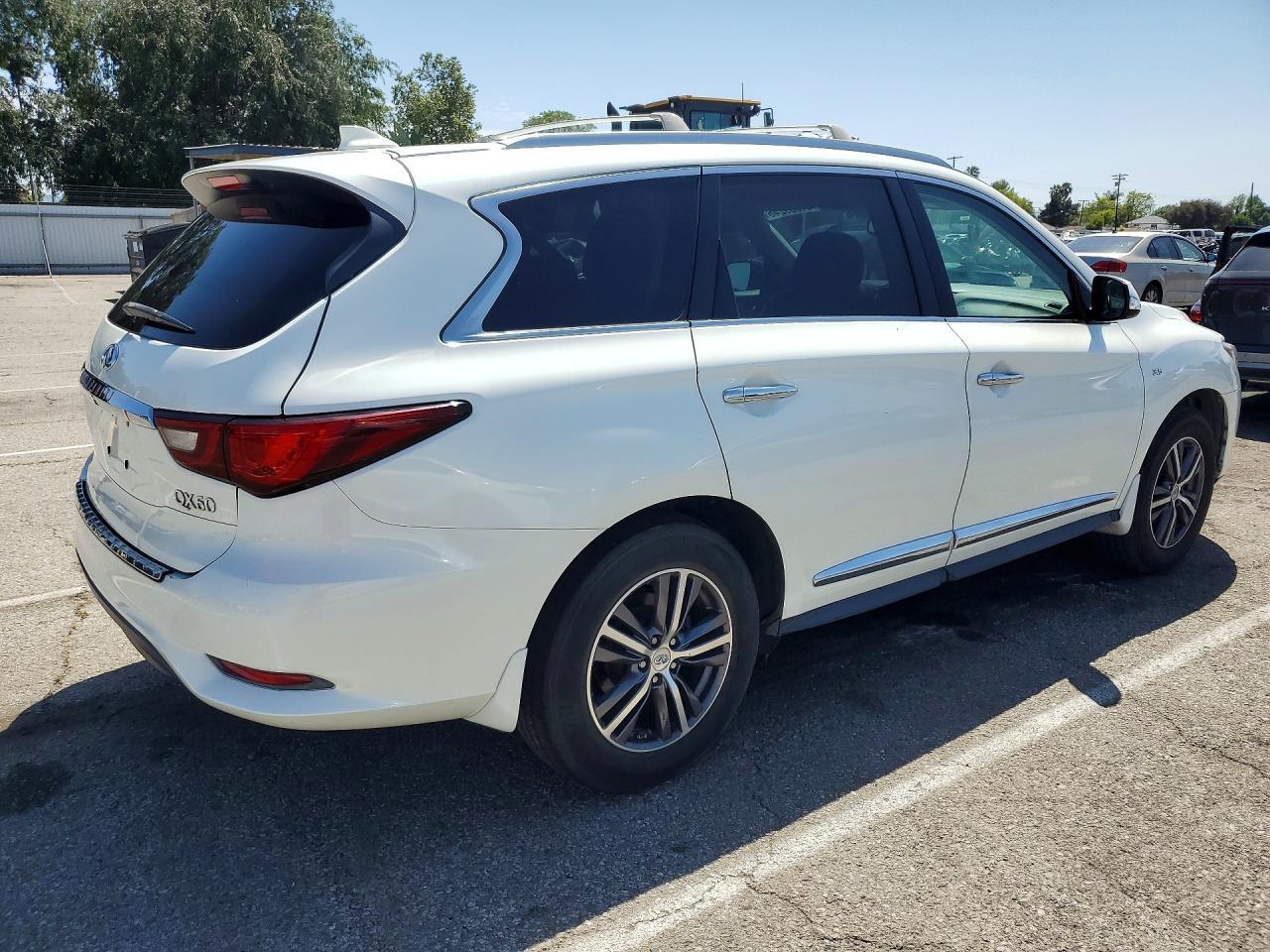 2018 Infiniti Qx60 Base - Image 3