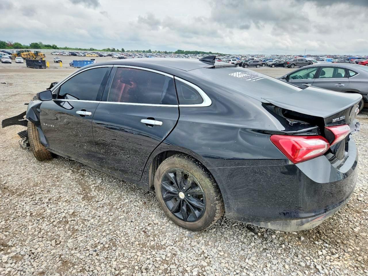 2020 Chevrolet Malibu Lt - Фото 2
