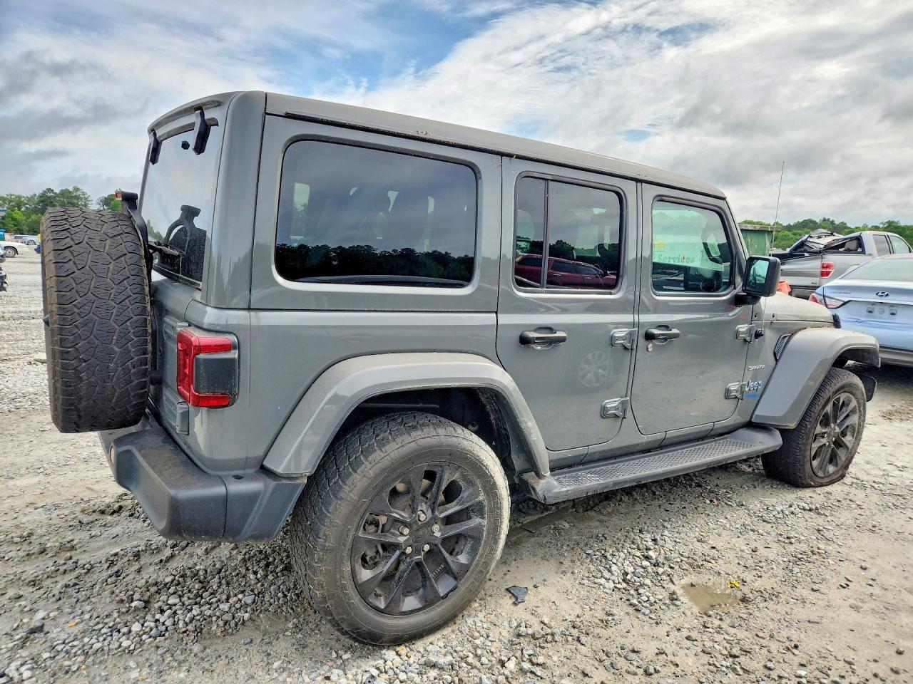 2021 Jeep Wrangler Unlimited Sahara 4Xe - Фото 3