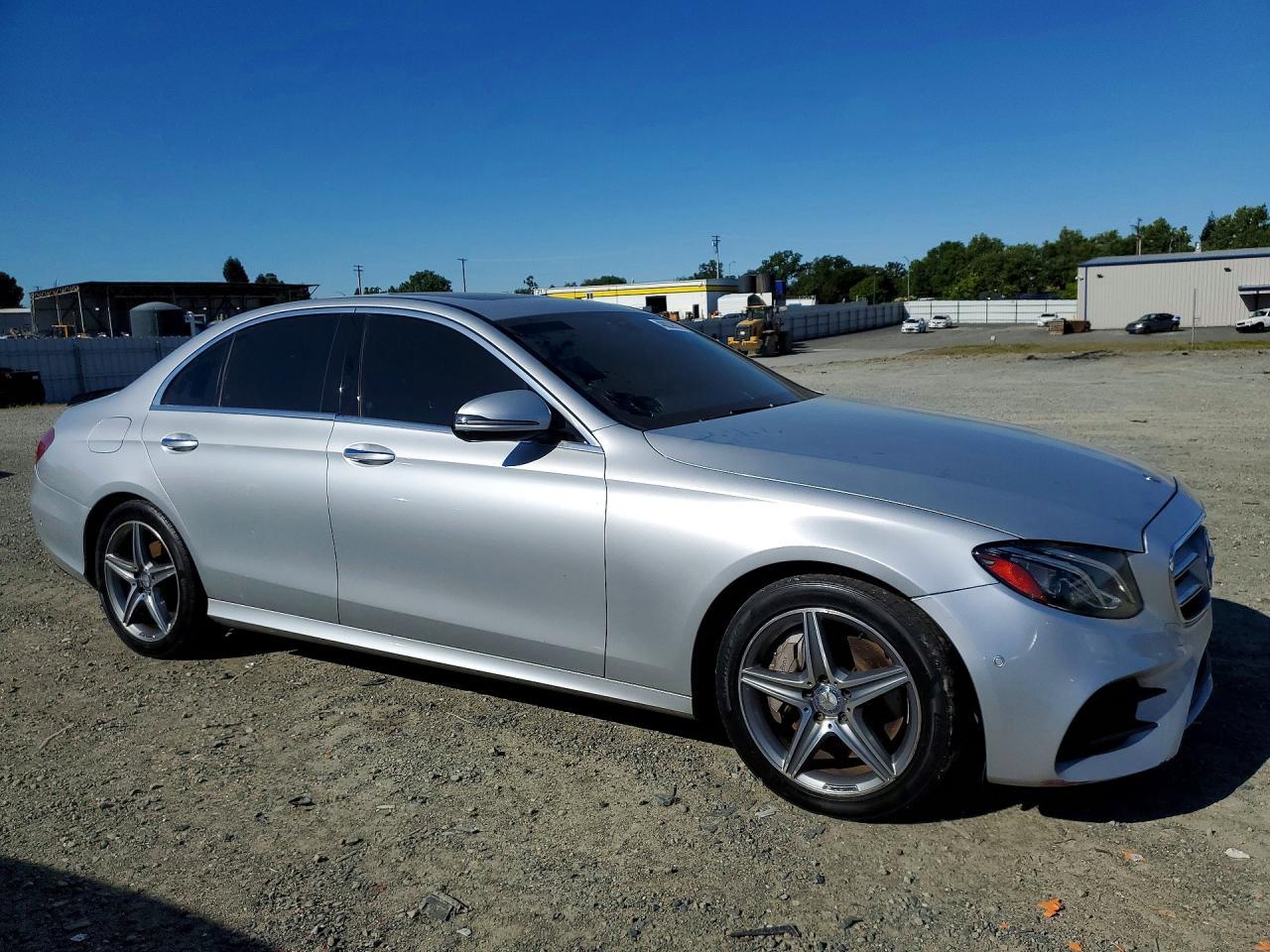 2017 Mercedes-Benz E 300 - Image 4