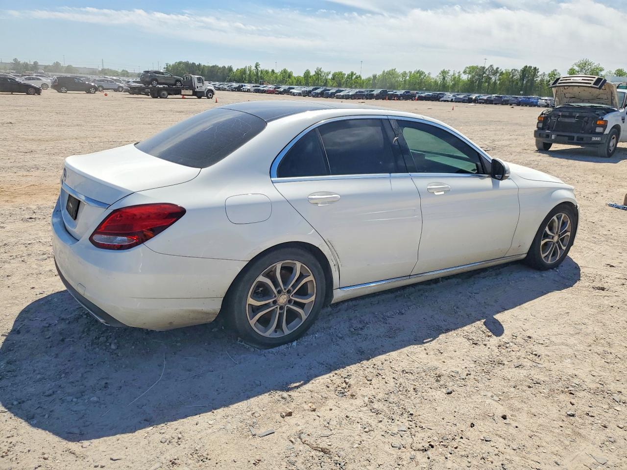 2017 Mercedes-Benz C 300 - Фото 3