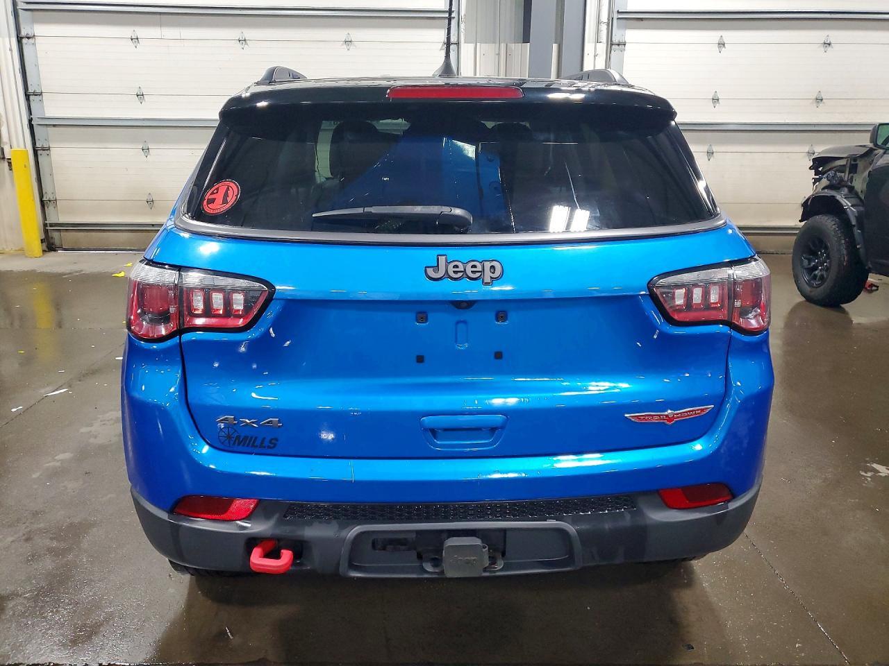 2018 Jeep Compass Trailhawk - Image 6