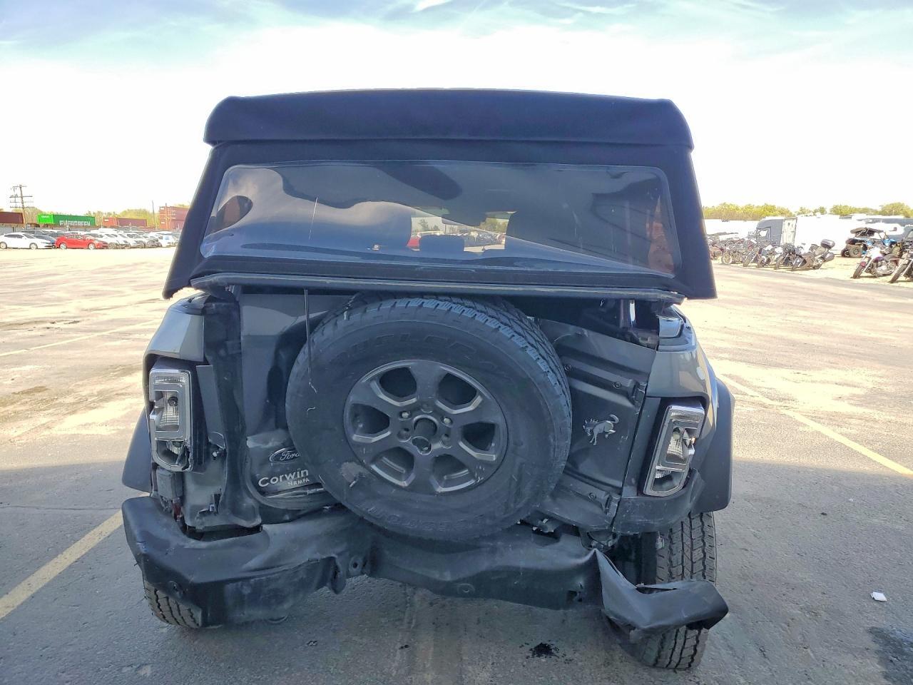 2024 Ford Bronco Big Bend - Image 6
