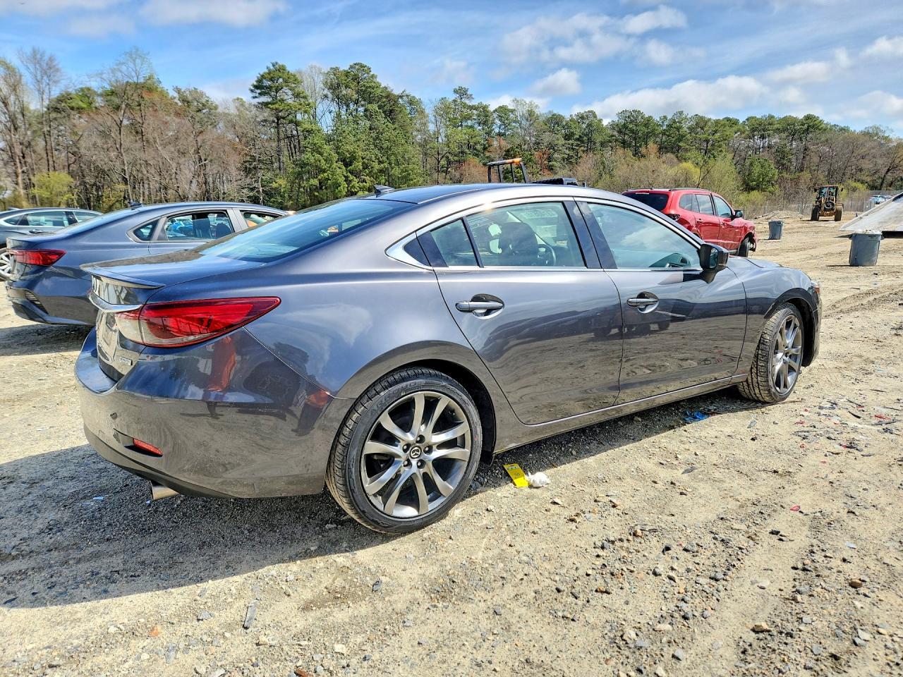 2017 Mazda 6 Grand Touring - Image 3