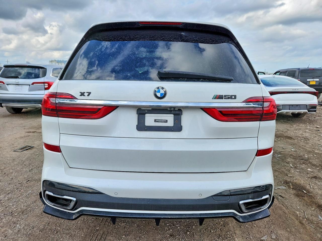 2019 BMW X7 xDrive50I - Image 6