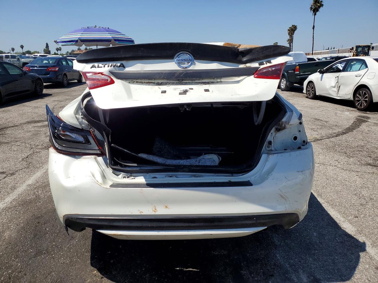 2017 Nissan Altima 2.5 Sr - Фото 6