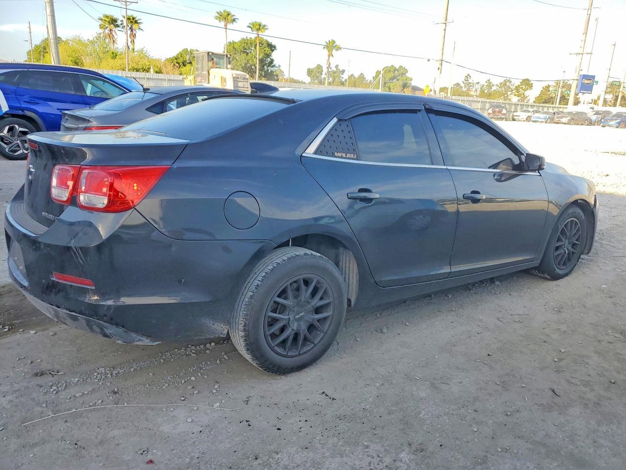 2015 Chevrolet Malibu 1Lt - Image 3
