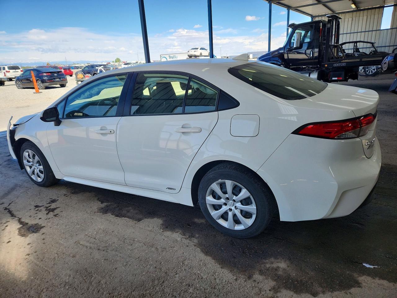 2025 Toyota Corolla Hybrid Le - Image 2
