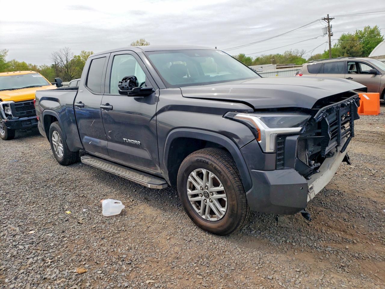 2023 Toyota Tundra Sr5 - Image 4