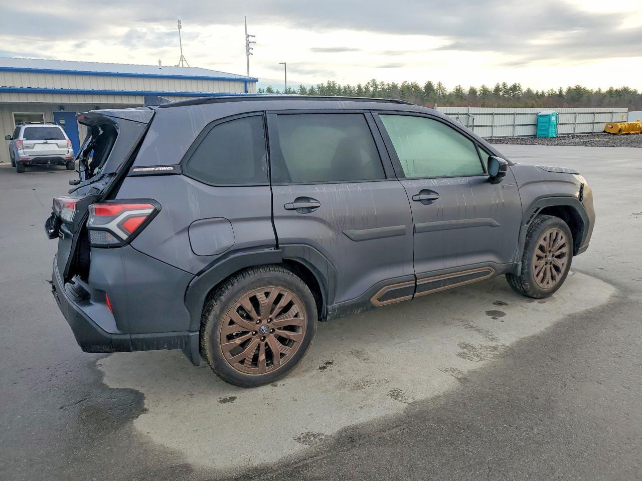 2025 Subaru Forester Sport - Фото 3