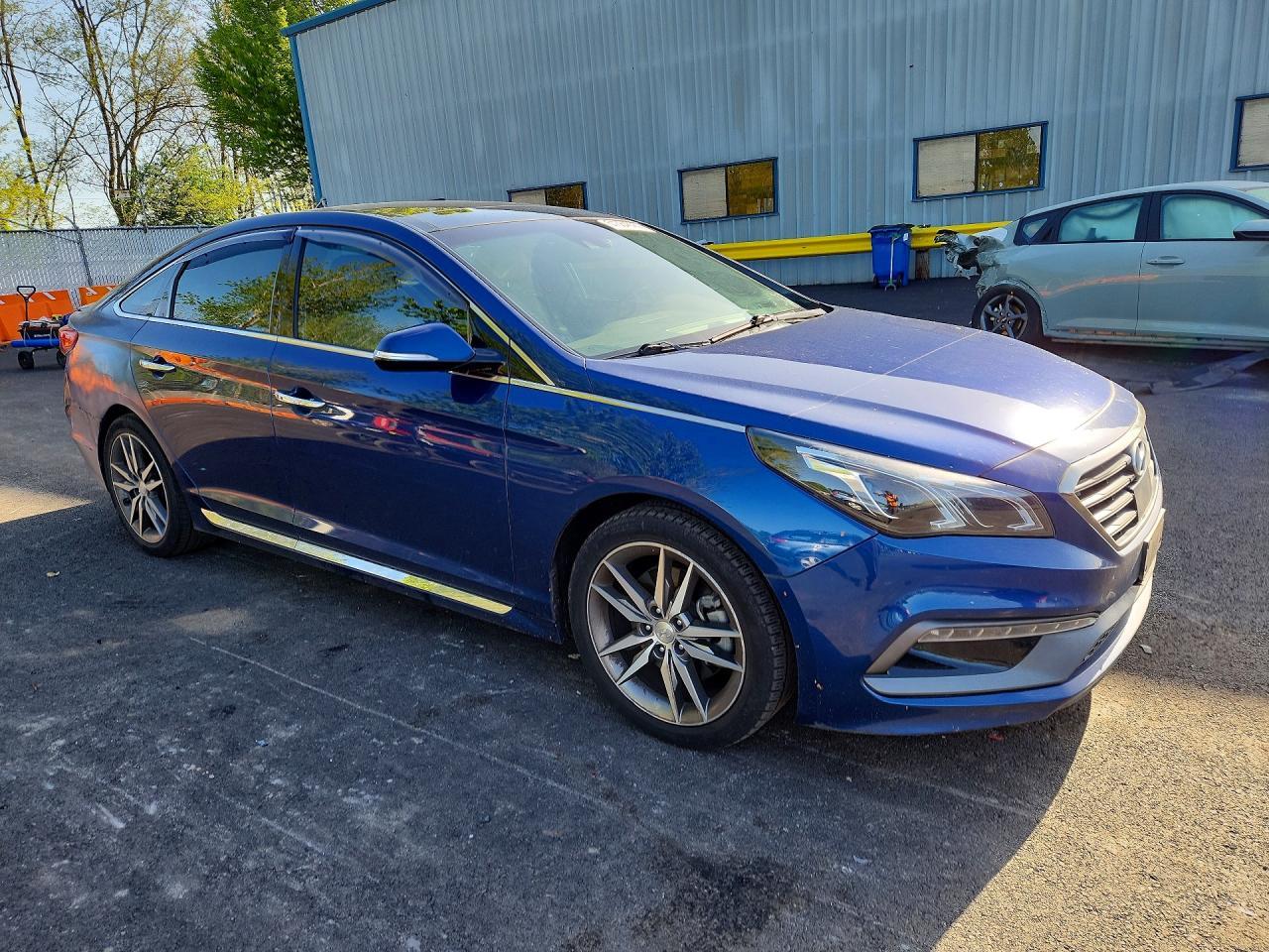 2015 Hyundai Sonata Sport 2.0T - Фото 4