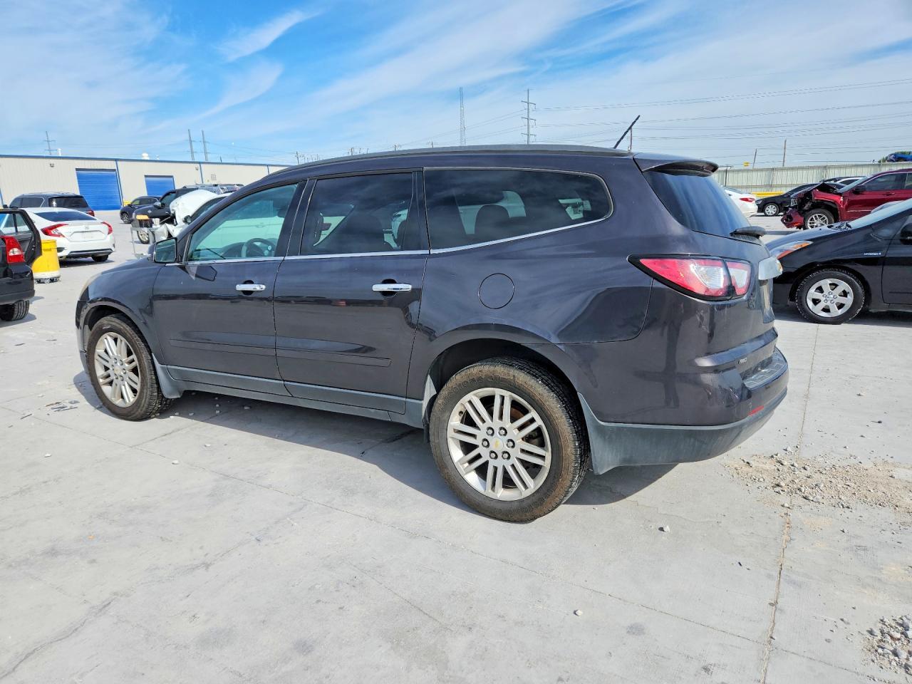 2015 Chevrolet Traverse Lt - Image 2