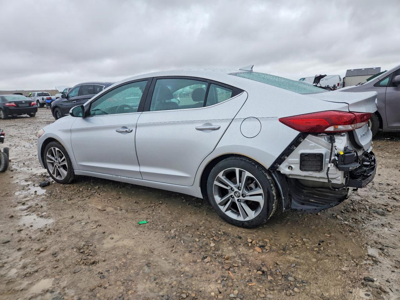 2017 Hyundai Elantra Limited - Фото 2