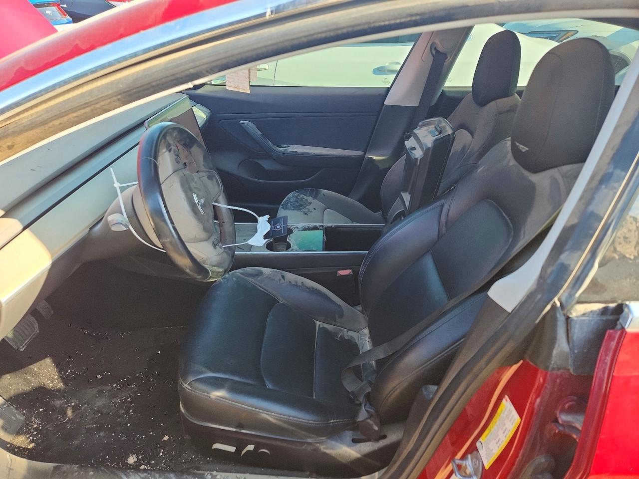 2018 Tesla Model 3 - Фото 7