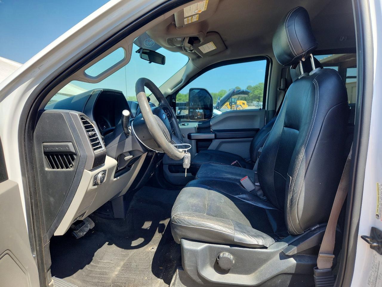 2017 Ford F250 Super Duty - Image 7