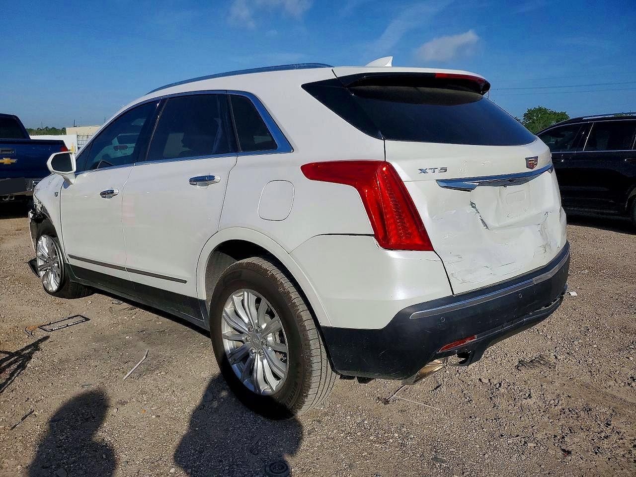 2018 Cadillac Xt5 - Фото 2