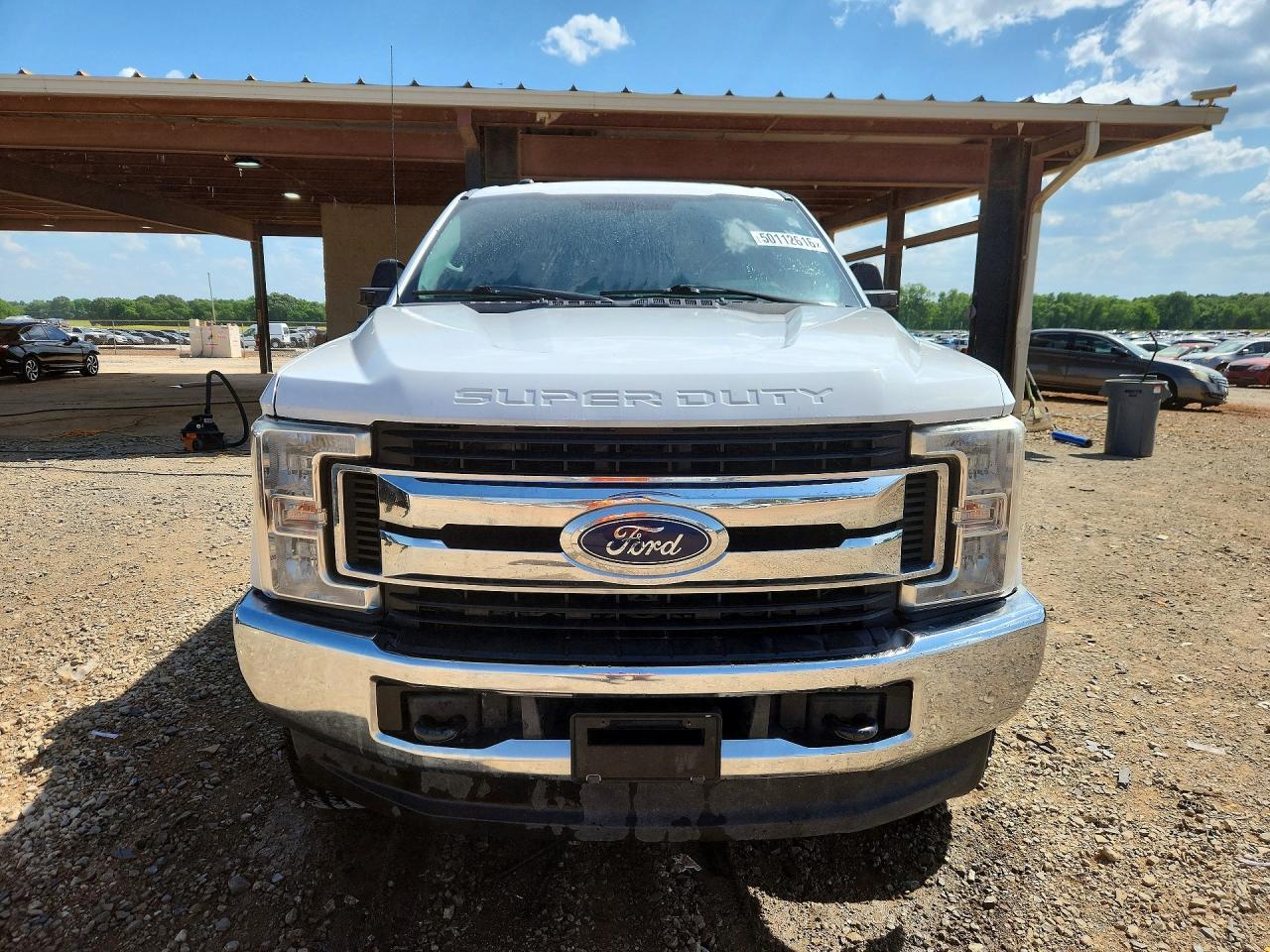 2017 Ford F250 Super Duty - Image 5