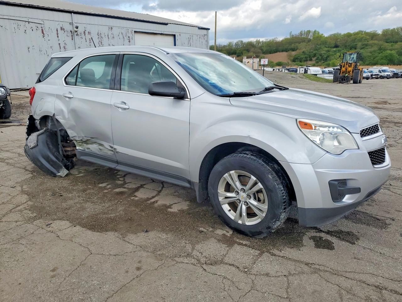 2013 Chevrolet Equinox Ls - Фото 4
