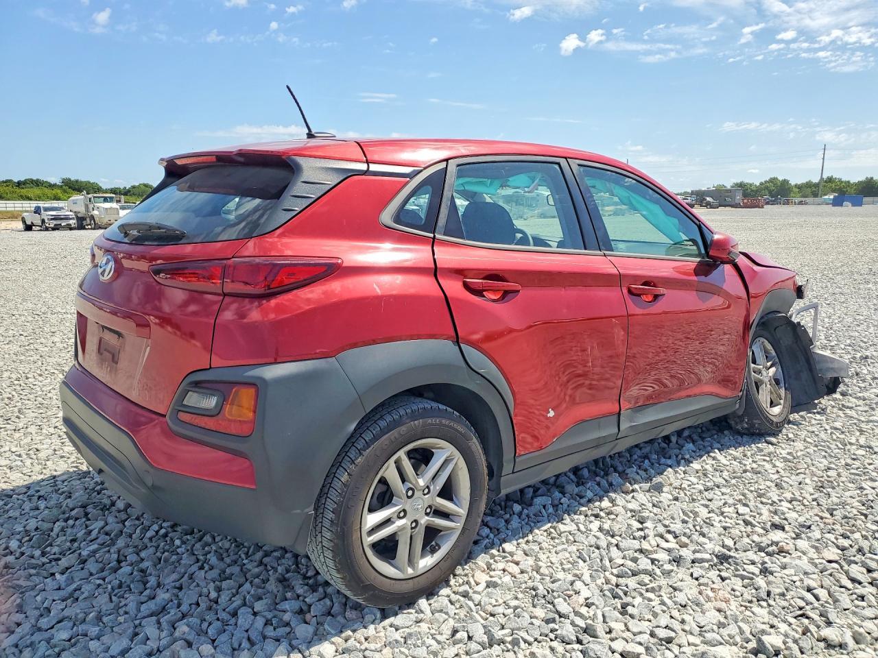 2021 Hyundai Kona Se - Фото 3